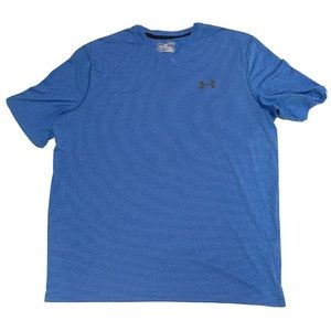 Under Armour Mens Tshirt Size M heatgear loose short sleeves active pullover blu